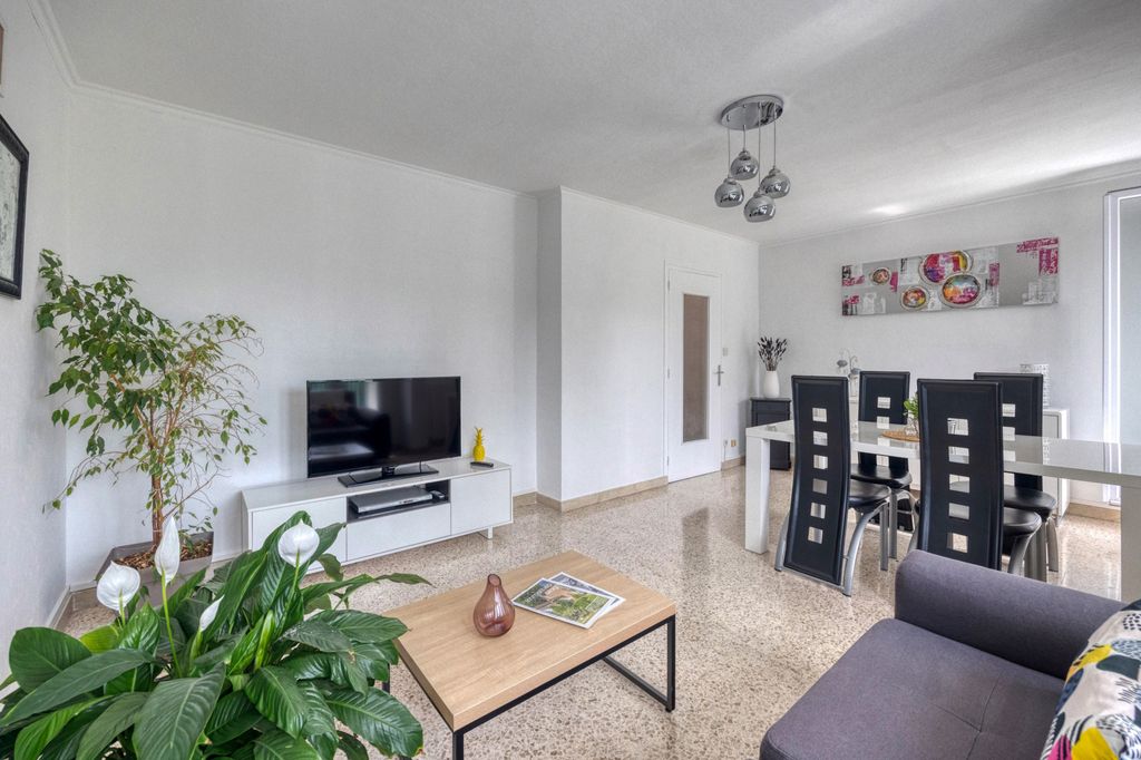 Achat appartement à vendre 3 pièces 68 m² - Saint-Martin-d'Hères