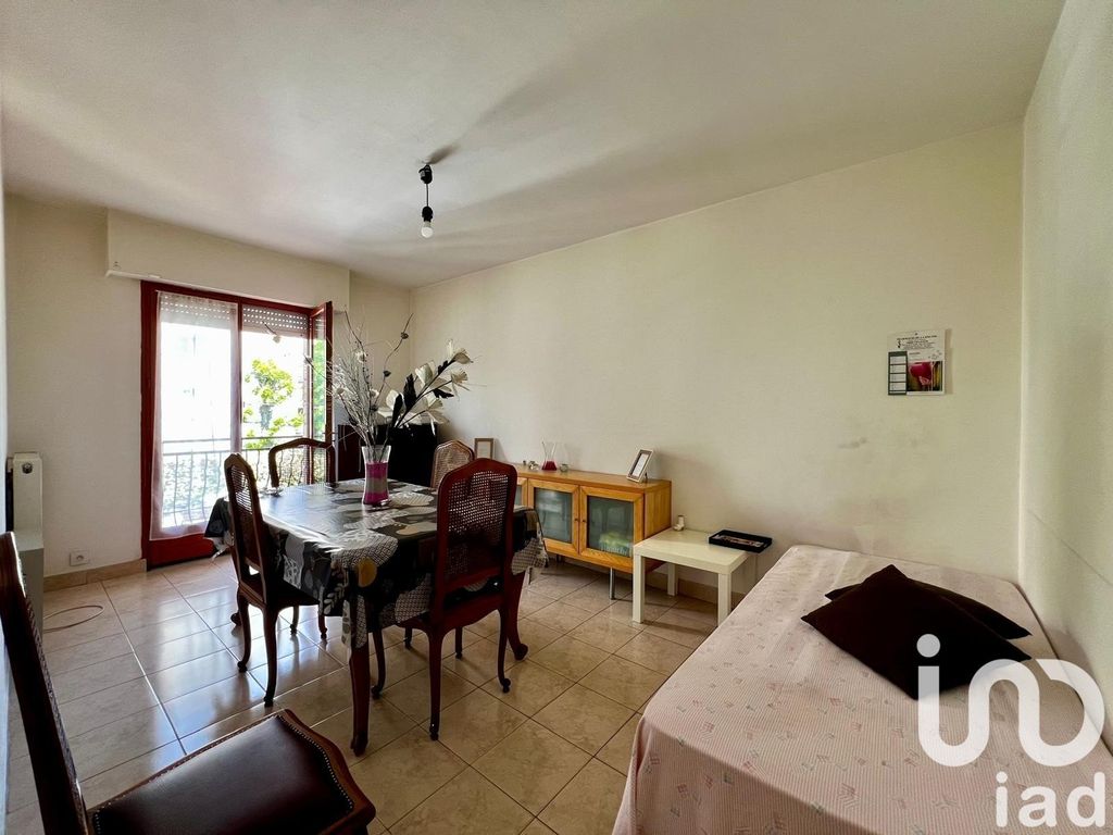 Achat maison à vendre 5 chambres 141 m² - Villejuif