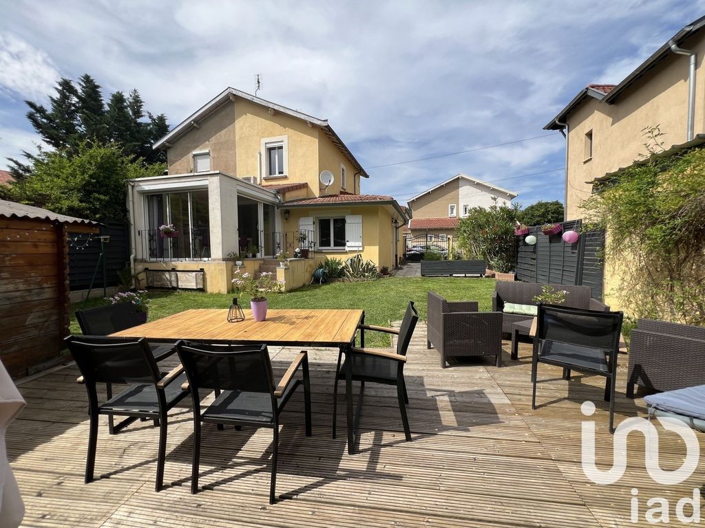 Achat maison à vendre 3 chambres 102 m² - Villefranche-sur-Saône