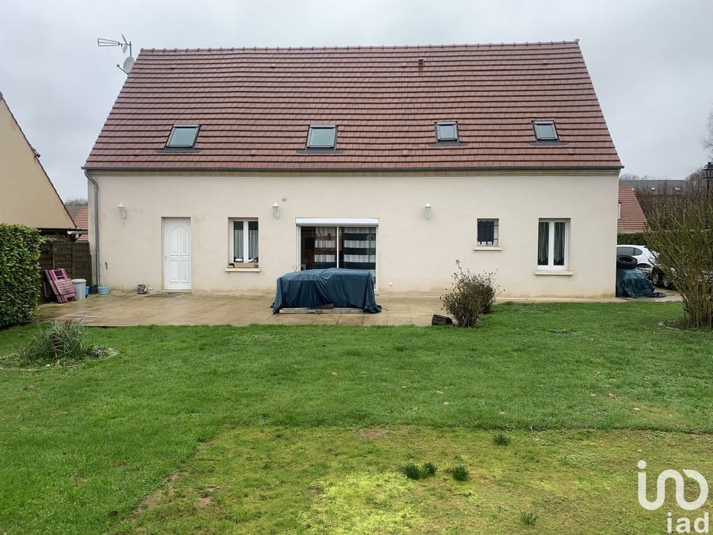 Achat maison à vendre 4 chambres 141 m² - La Houssoye