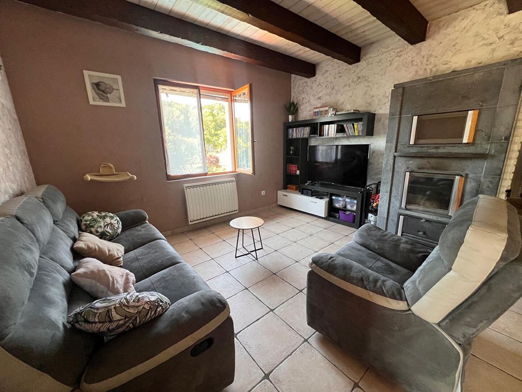 Achat maison à vendre 4 chambres 183 m² - Delle