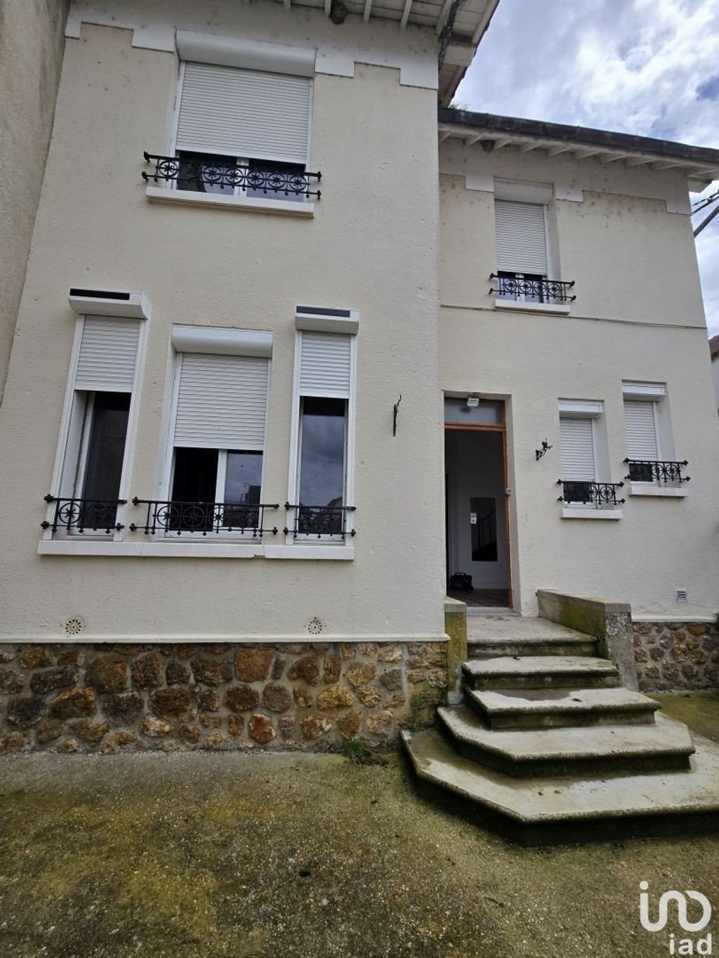 Achat maison à vendre 5 chambres 139 m² - Dormans