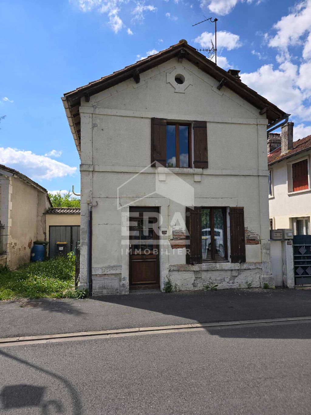 Achat maison à vendre 3 chambres 115 m² - Montpon-Ménestérol