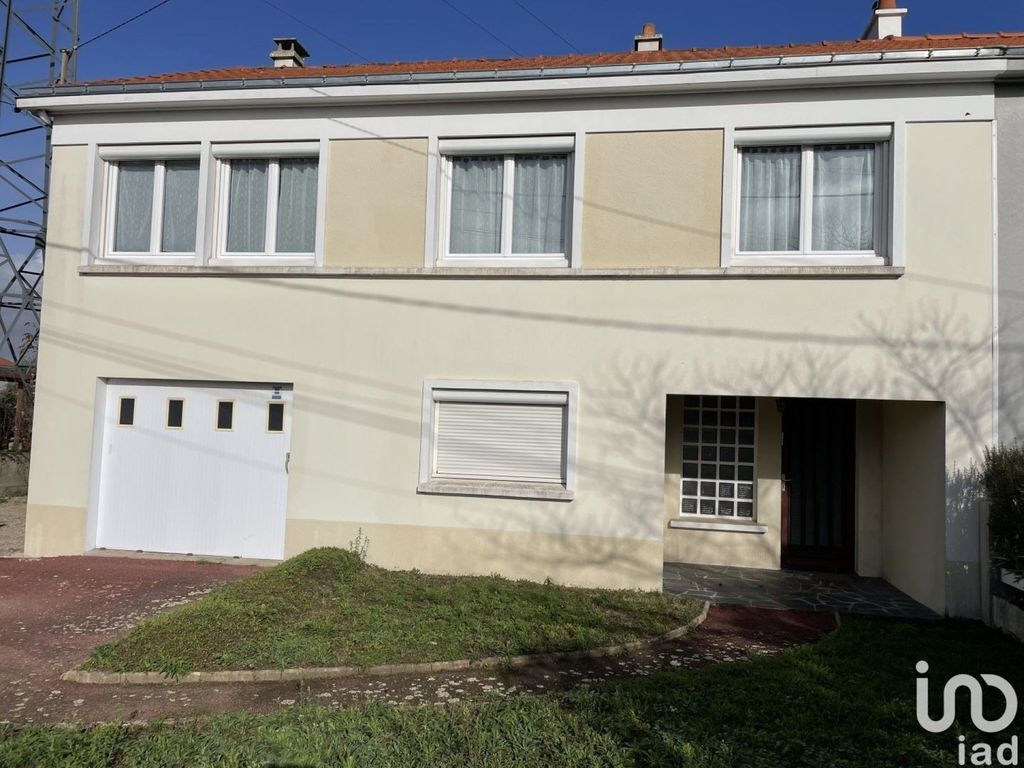 Achat maison à vendre 3 chambres 92 m² - Saint-Sébastien-sur-Loire