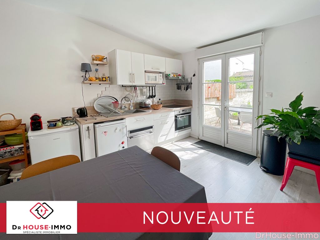 Achat maison à vendre 2 chambres 68 m² - Angoulême