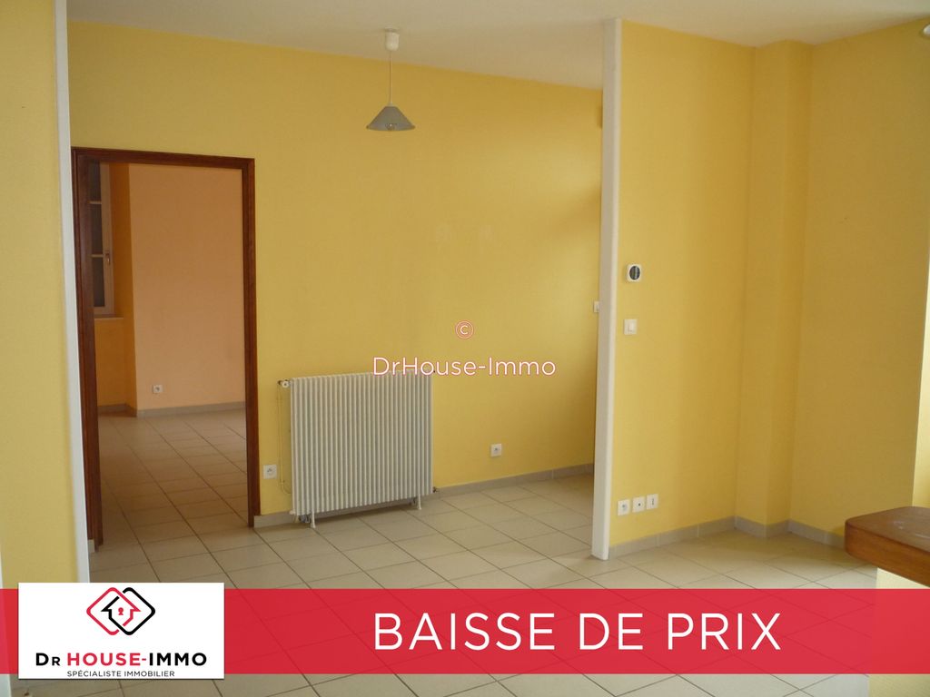 Achat maison à vendre 2 chambres 86 m² - Savigné-sur-Lathan