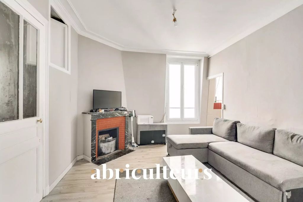 Achat appartement à vendre 2 pièces 32 m² - Paris 18ème arrondissement
