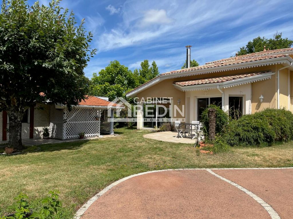 Achat maison à vendre 4 chambres 158 m² - Audenge