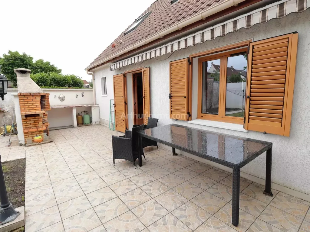 Achat maison à vendre 3 chambres 94 m² - Viry-Châtillon