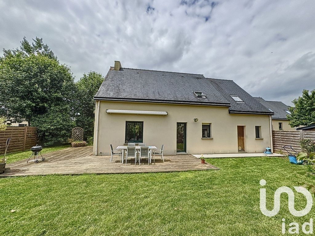 Achat maison à vendre 5 chambres 131 m² - Parthenay-de-Bretagne