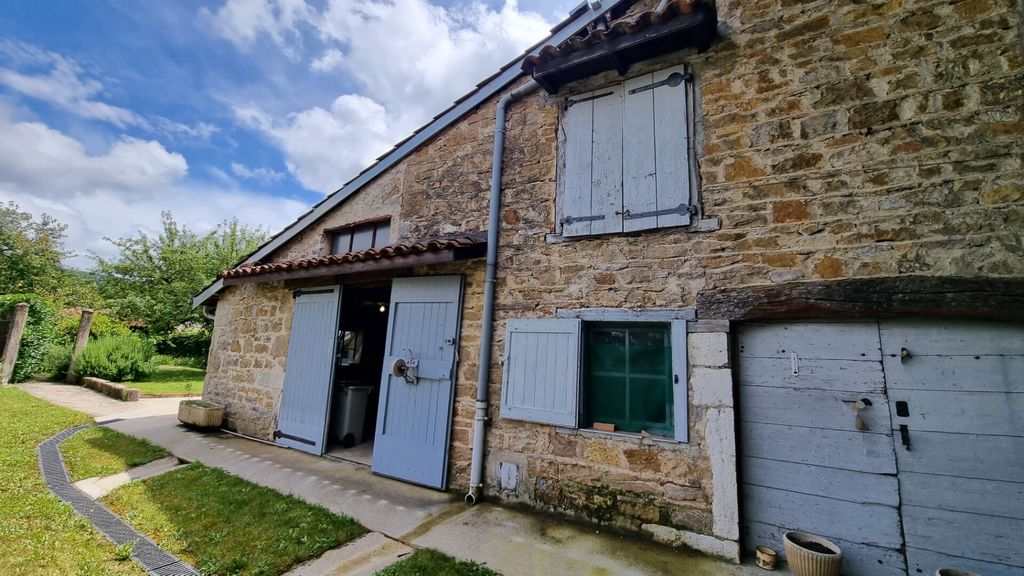 Achat maison 3 chambre(s) - Saint-Jean-le-Vieux