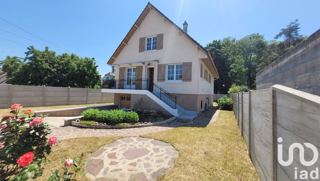 Achat maison à vendre 4 chambres 133 m² - Valence-en-Brie