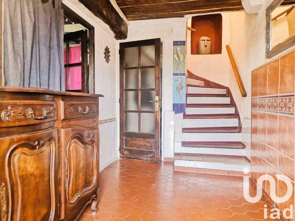 Achat maison à vendre 4 chambres 135 m² - Pierrefeu-du-Var