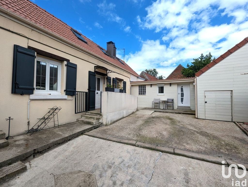 Achat maison à vendre 4 chambres 107 m² - Chevrières