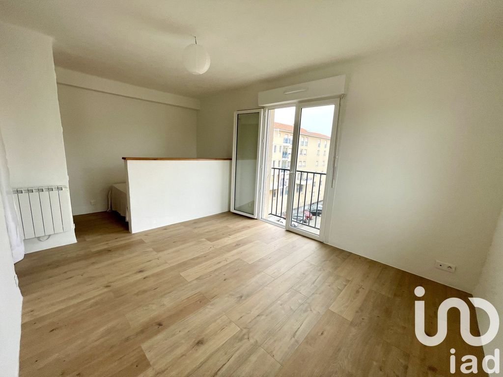 Achat studio à vendre 29 m² - Saint-Raphaël