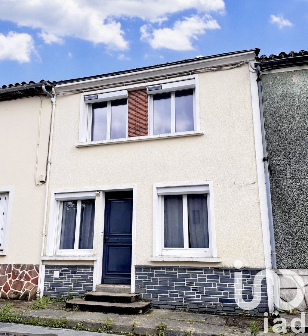 Achat maison à vendre 3 chambres 92 m² - Cheffois