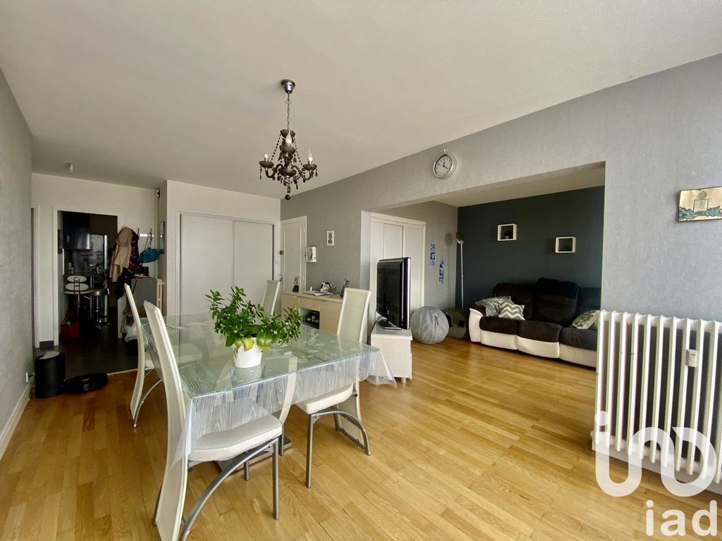 Achat appartement à vendre 4 pièces 73 m² - Saint-Héand