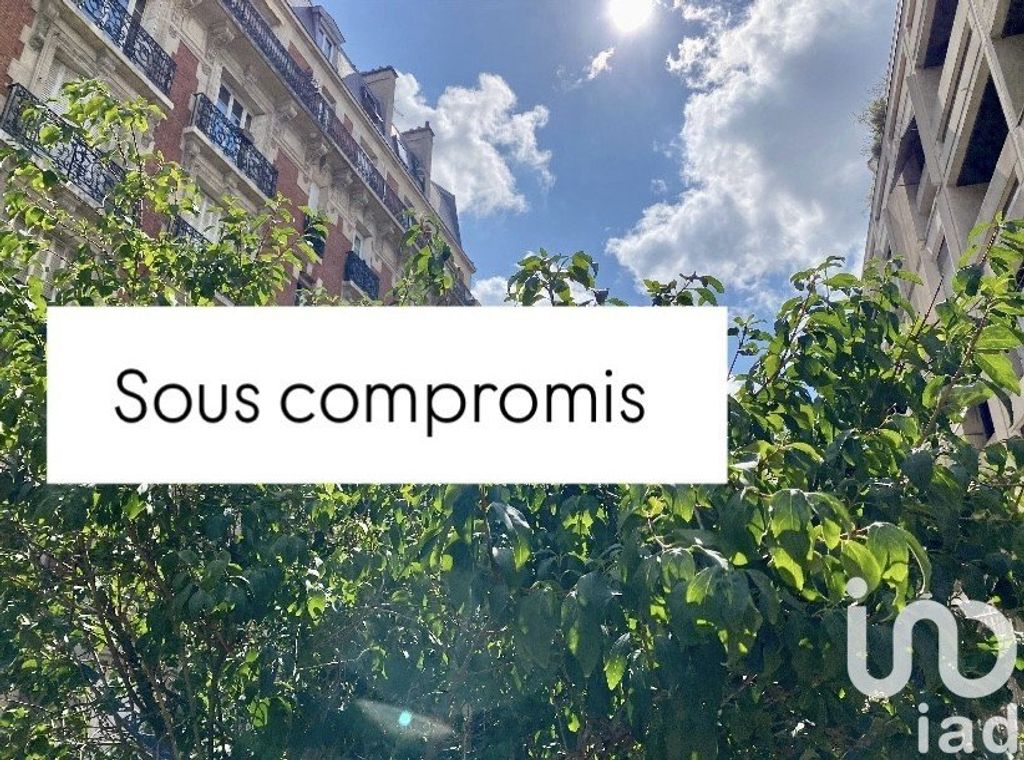 Achat appartement à vendre 2 pièces 54 m² - Paris 18ème arrondissement