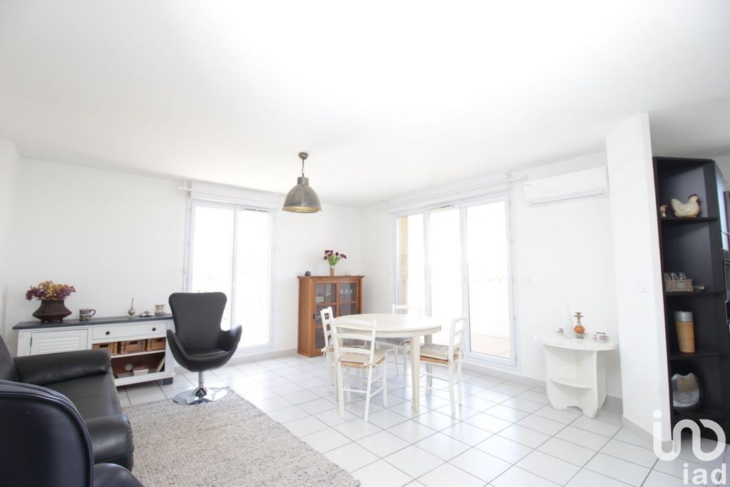 Achat appartement à vendre 4 pièces 91 m² - Saint-Estève