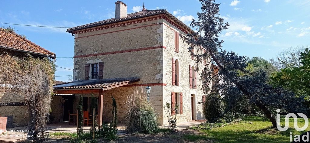 Achat maison à vendre 3 chambres 160 m² - Pavie