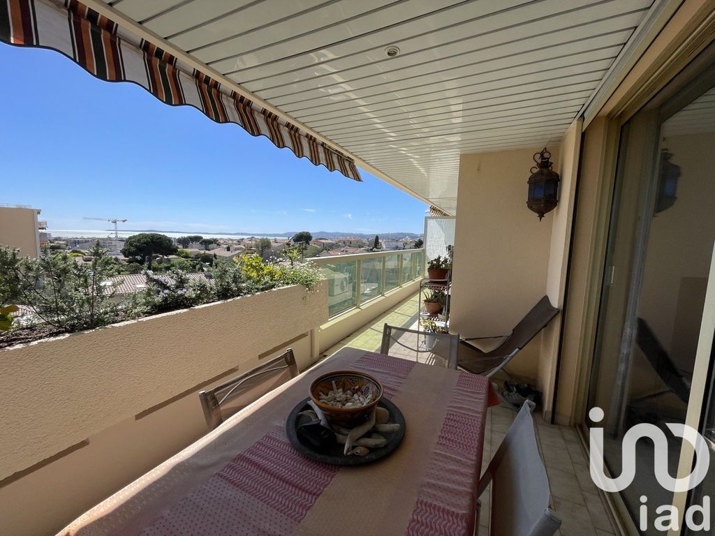 Achat appartement à vendre 2 pièces 60 m² - Saint-Laurent-du-Var