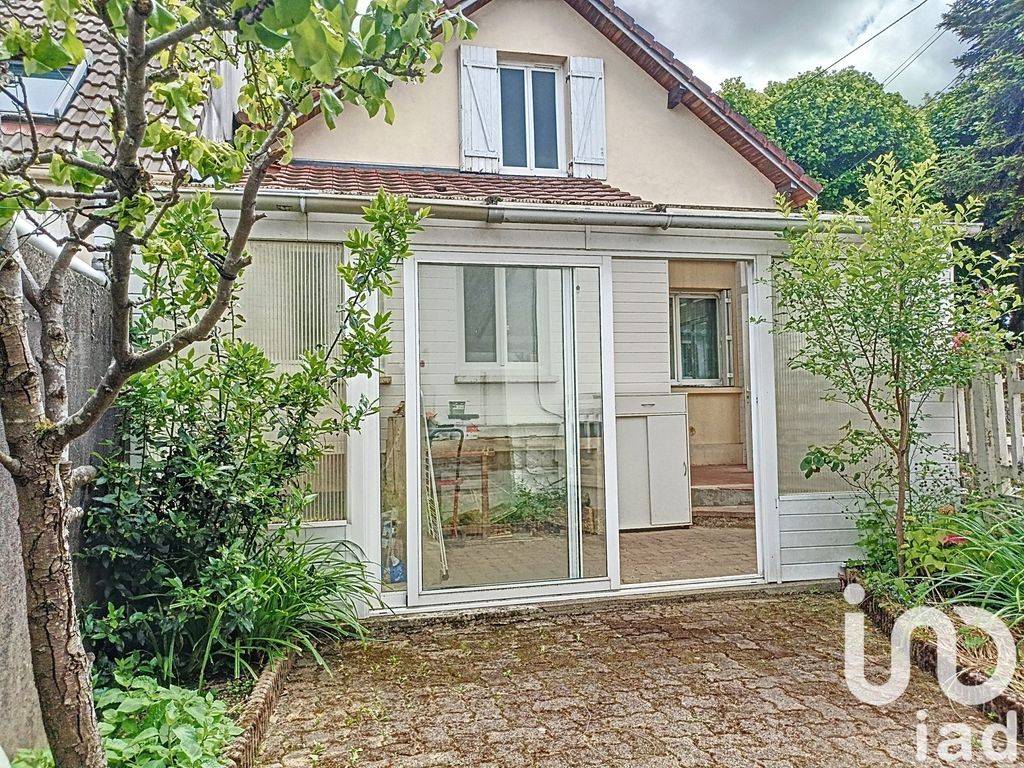 Achat maison à vendre 4 chambres 92 m² - Goussainville