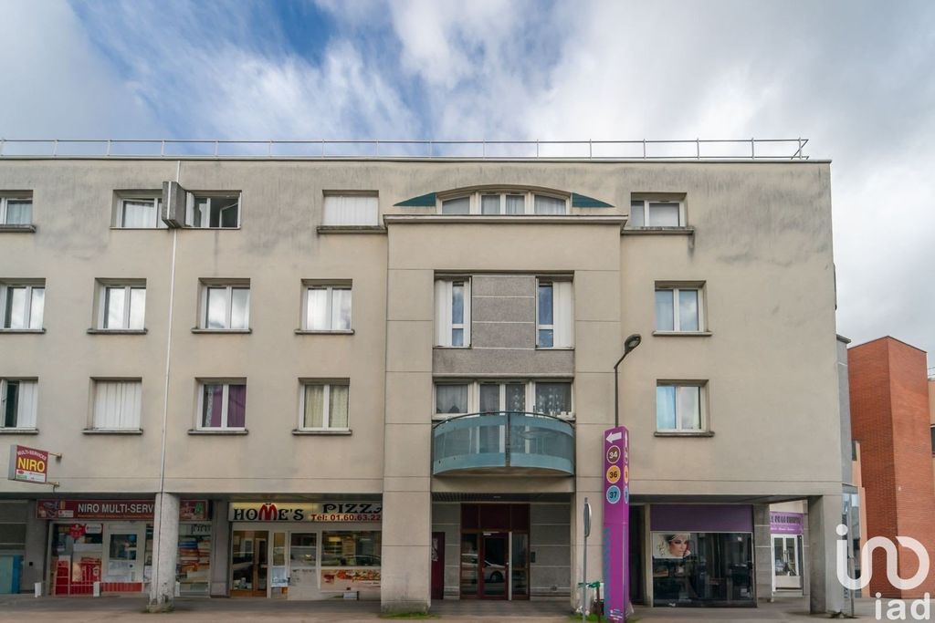 Achat appartement à vendre 3 pièces 62 m² - Savigny-le-Temple