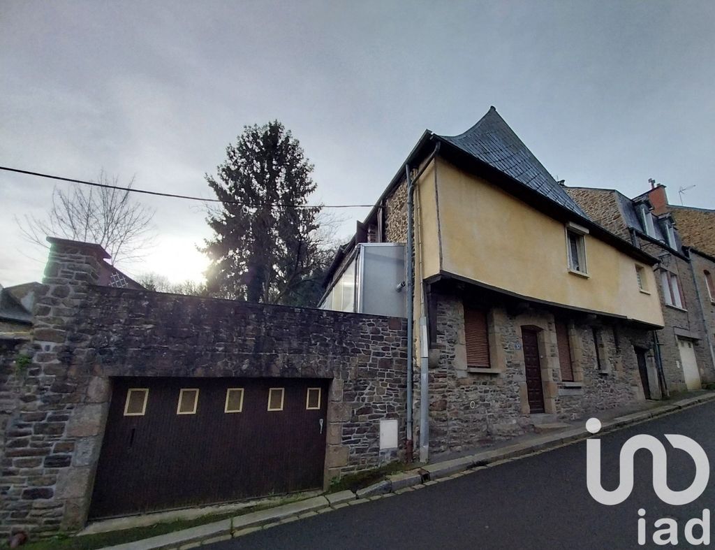 Achat maison à vendre 2 chambres 78 m² - Fougères