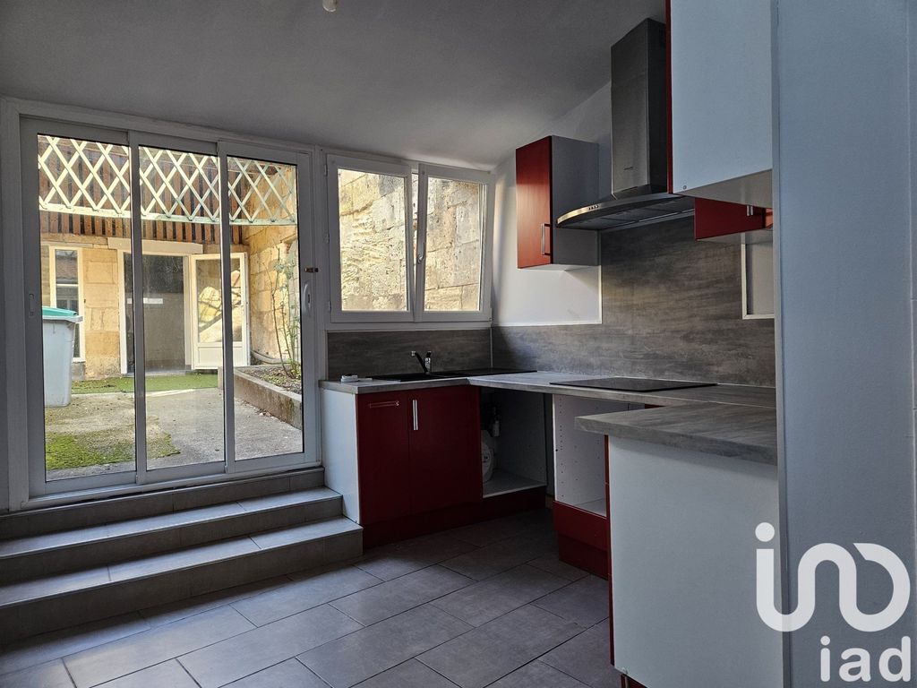 Achat maison à vendre 3 chambres 95 m² - Guîtres