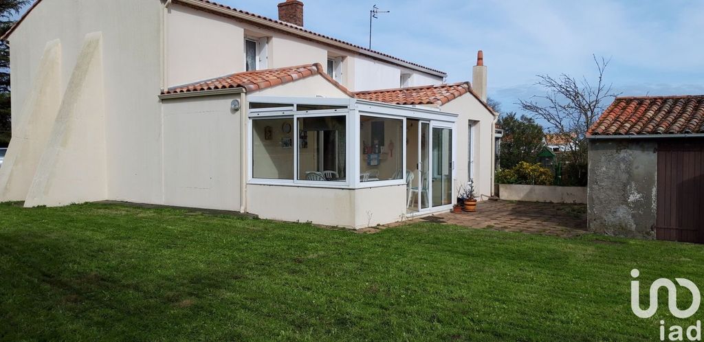 Achat maison à vendre 3 chambres 105 m² - Longeville-sur-Mer