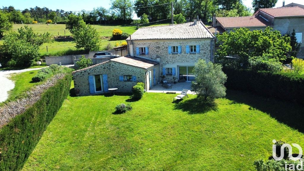 Achat maison à vendre 3 chambres 134 m² - Tournon-sur-Rhône