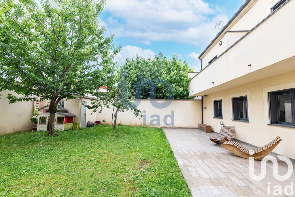 Achat appartement à vendre 4 pièces 95 m² - Villejuif