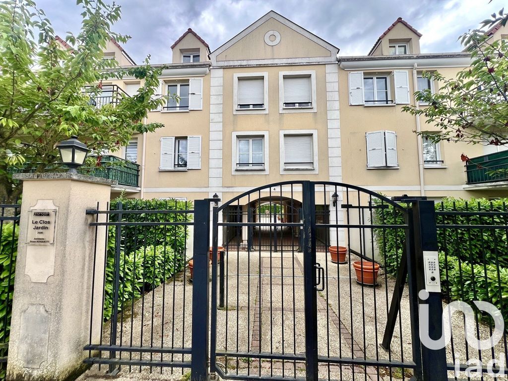 Achat appartement à vendre 2 pièces 44 m² - Trappes