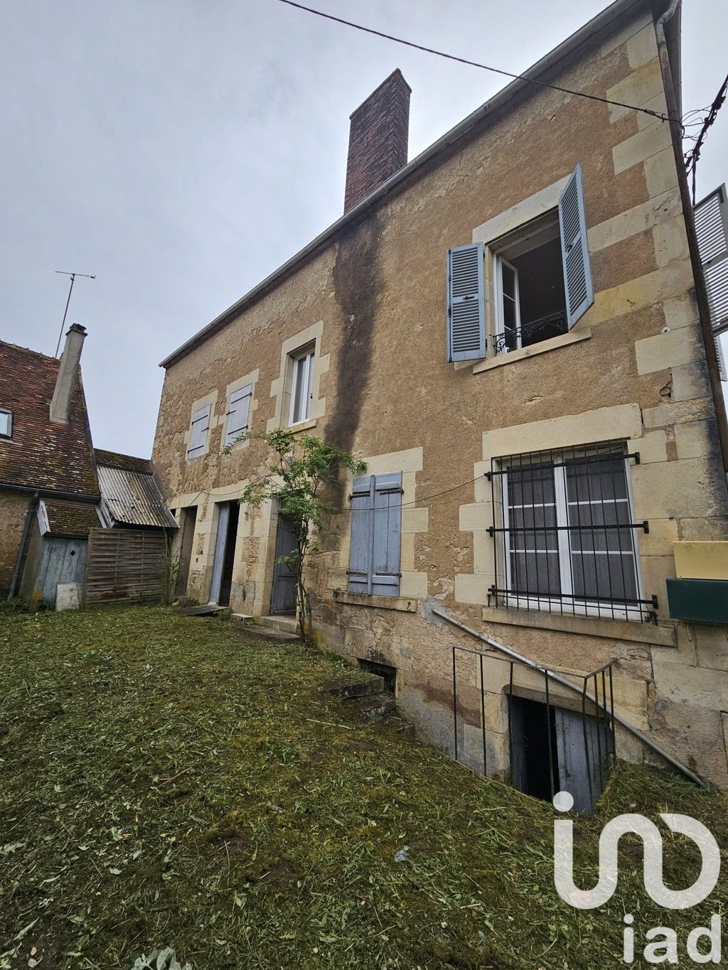 Achat maison à vendre 4 chambres 220 m² - Corvol-l'Orgueilleux