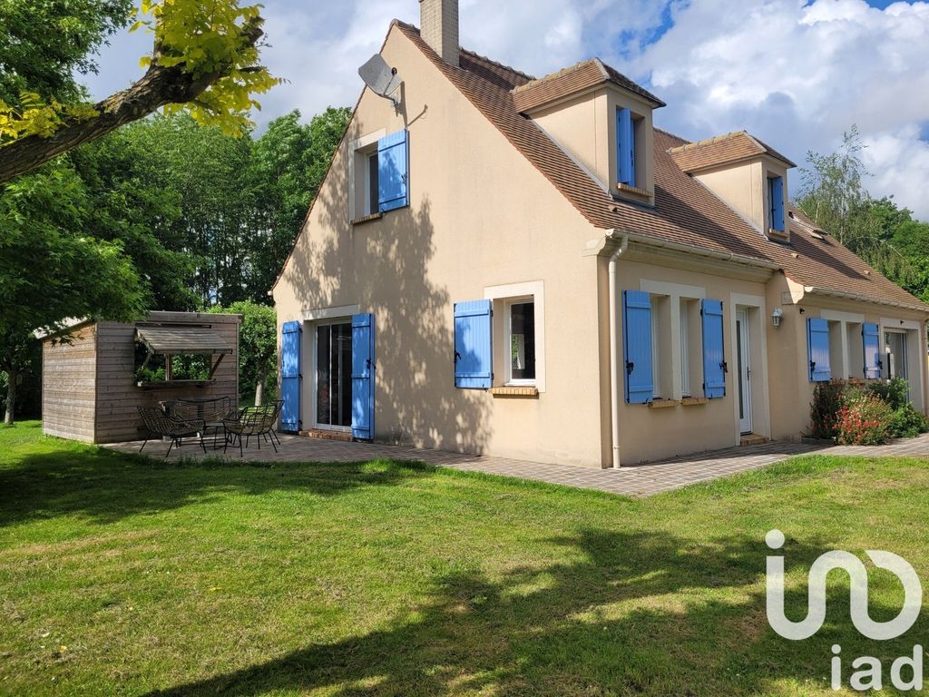 Achat maison à vendre 6 chambres 140 m² - La Celle-les-Bordes