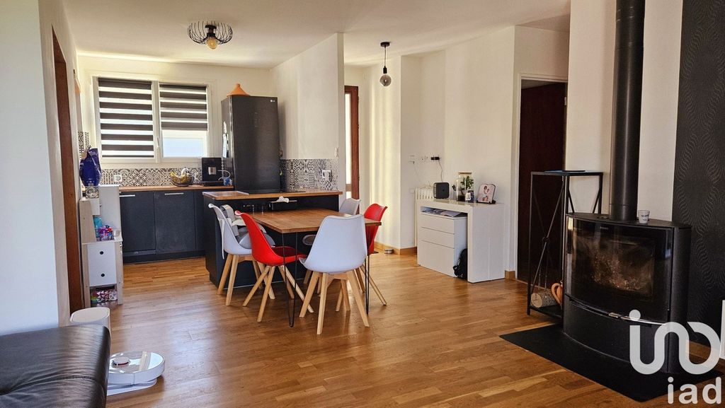 Achat maison à vendre 4 chambres 115 m² - La Roche-sur-Yon