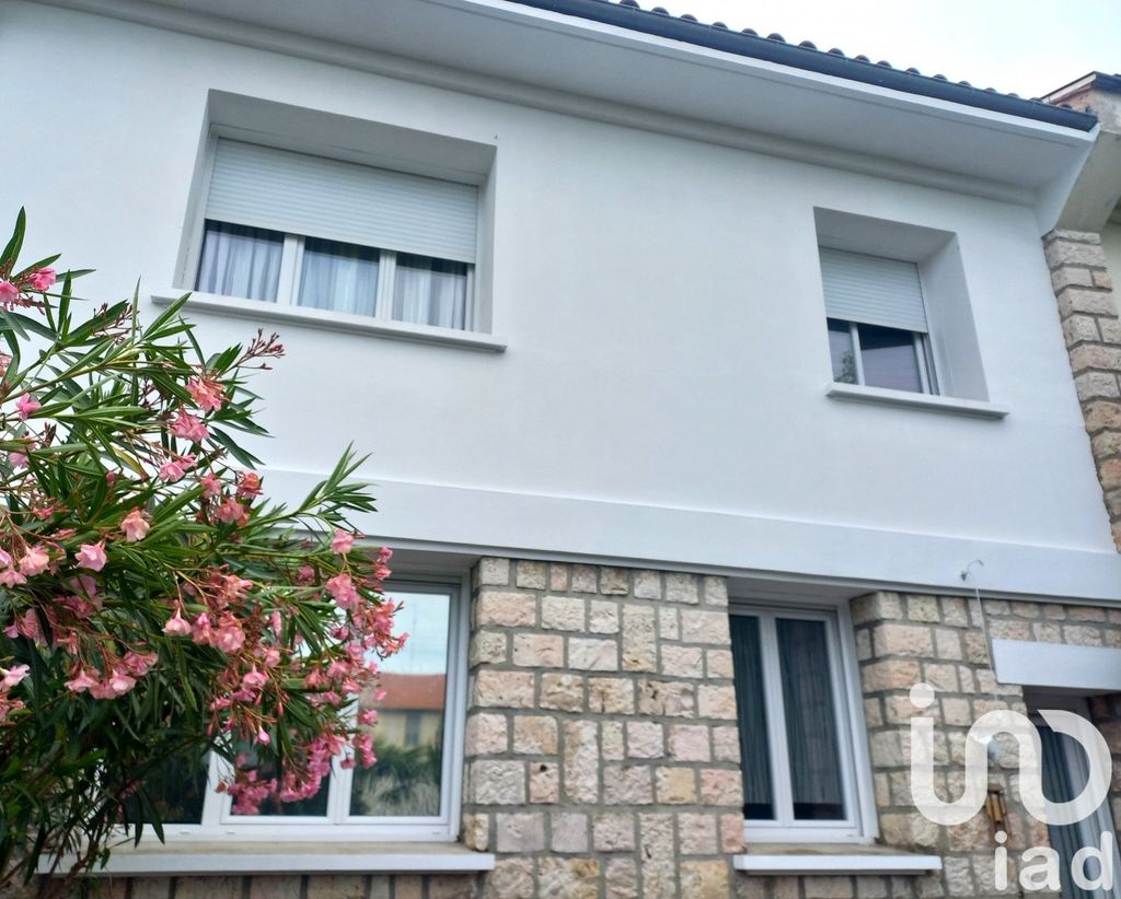 Achat maison à vendre 3 chambres 89 m² - Agen