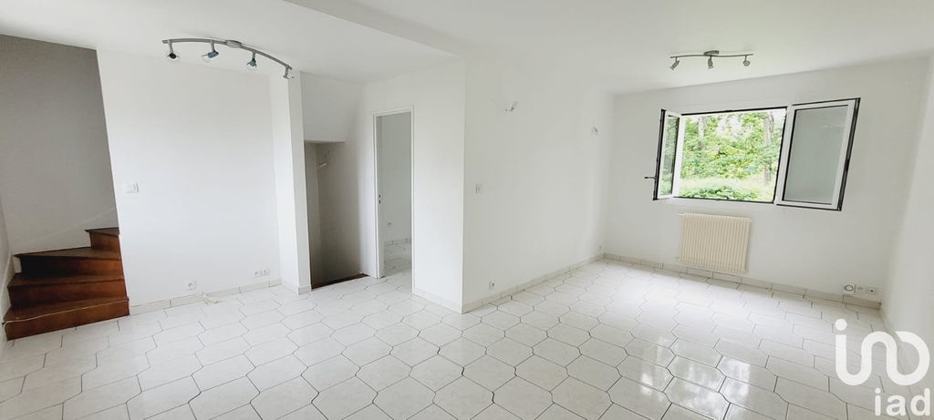 Achat maison à vendre 3 chambres 83 m² - La Queue-en-Brie