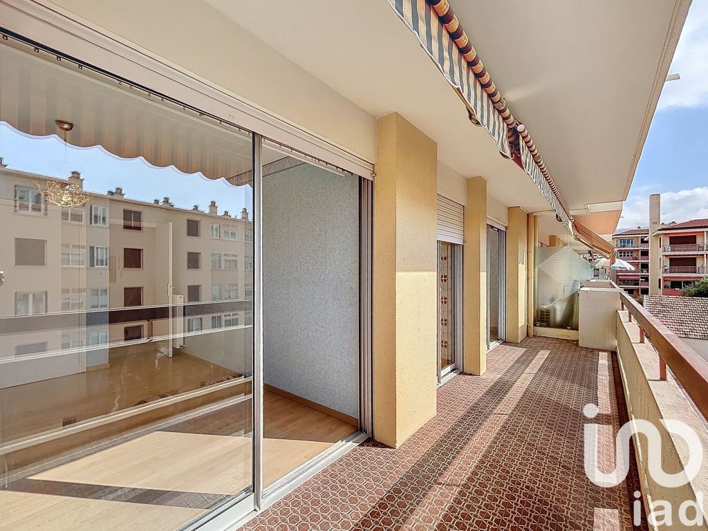 Achat appartement à vendre 2 pièces 47 m² - Roquebrune-Cap-Martin