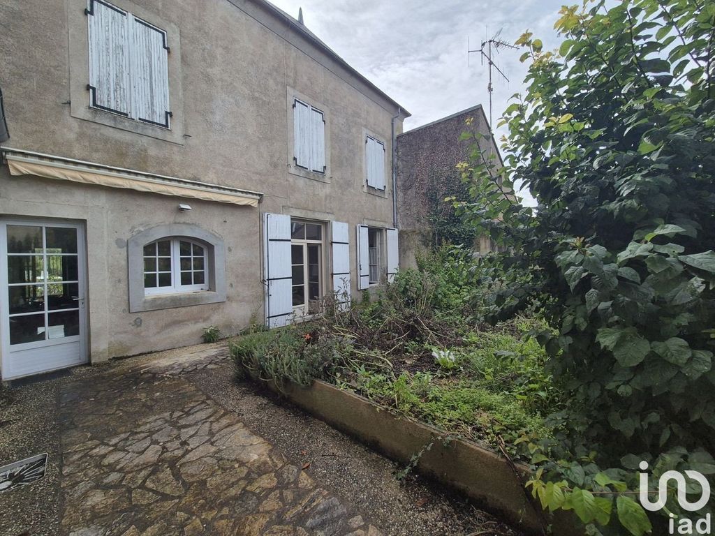 Achat maison à vendre 4 chambres 177 m² - Thouars