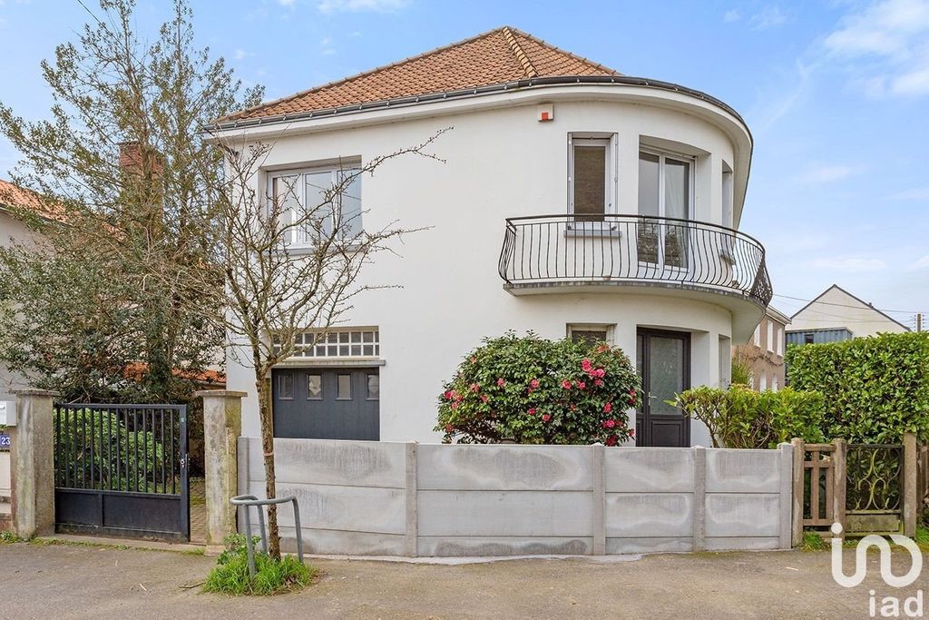 Achat maison à vendre 4 chambres 160 m² - Nantes