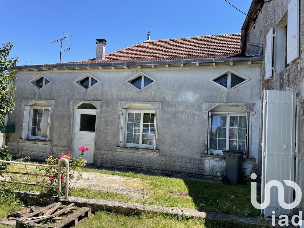 Achat maison à vendre 3 chambres 118 m² - Jarnac-Champagne