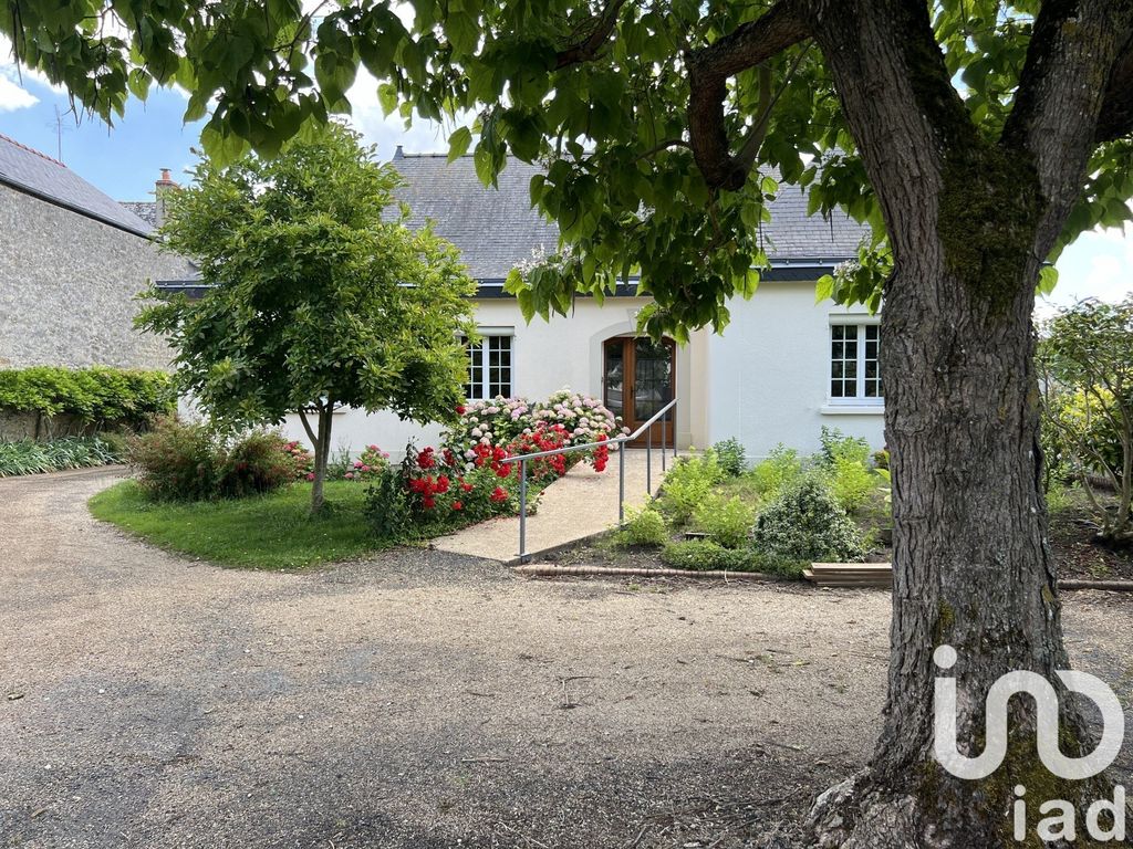 Achat maison à vendre 4 chambres 142 m² - Lys-Haut-Layon