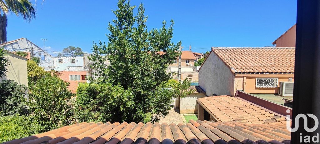 Achat maison à vendre 3 chambres 184 m² - Marseille 9ème arrondissement