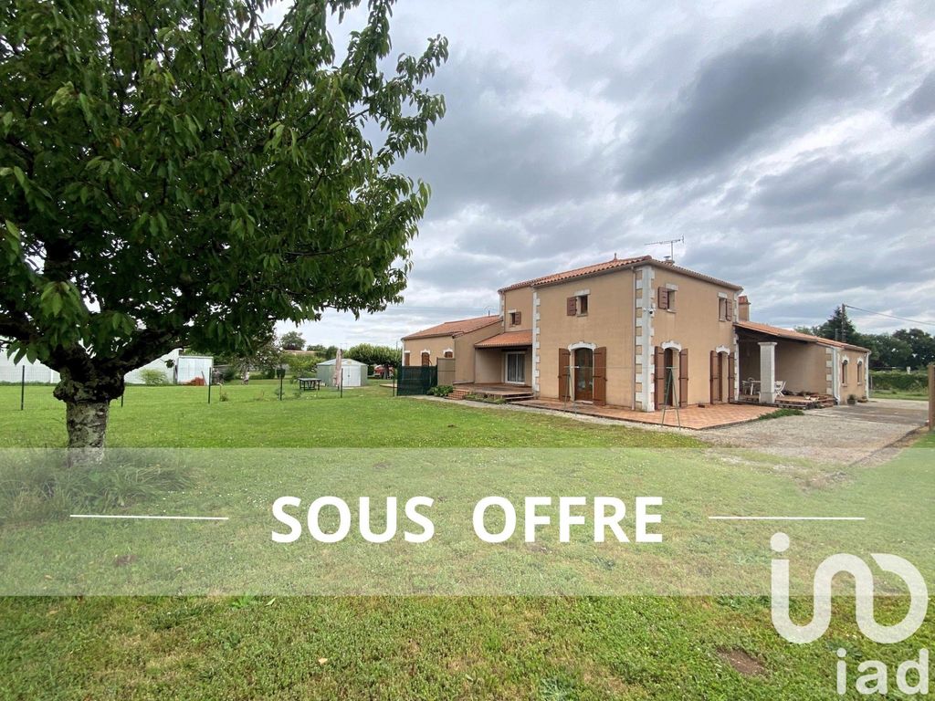 Achat maison à vendre 3 chambres 153 m² - Saint-Yrieix-sur-Charente