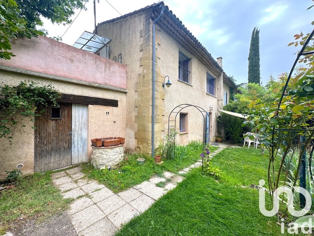 Achat maison à vendre 3 chambres 90 m² - Aix-en-Provence