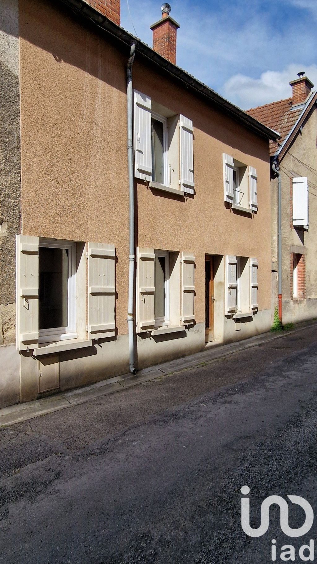 Achat maison à vendre 3 chambres 97 m² - Aÿ-Champagne