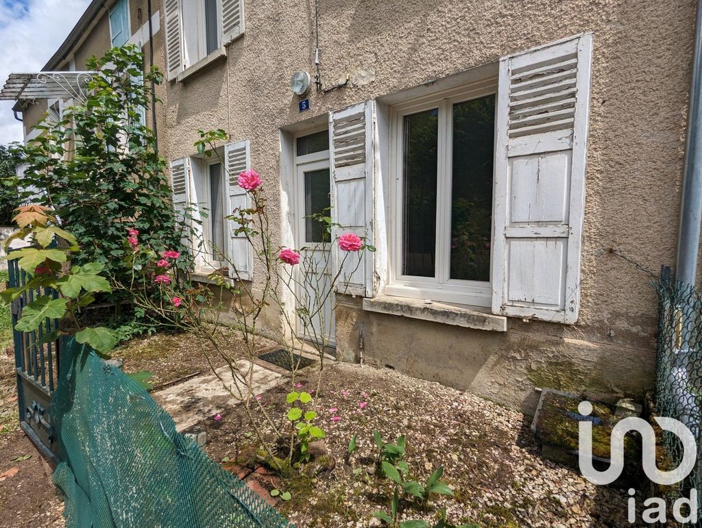 Achat maison à vendre 2 chambres 57 m² - Augy