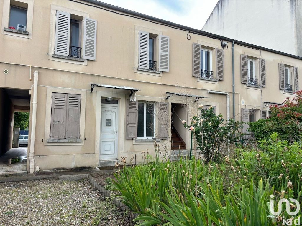 Achat maison à vendre 1 chambre 41 m² - Melun