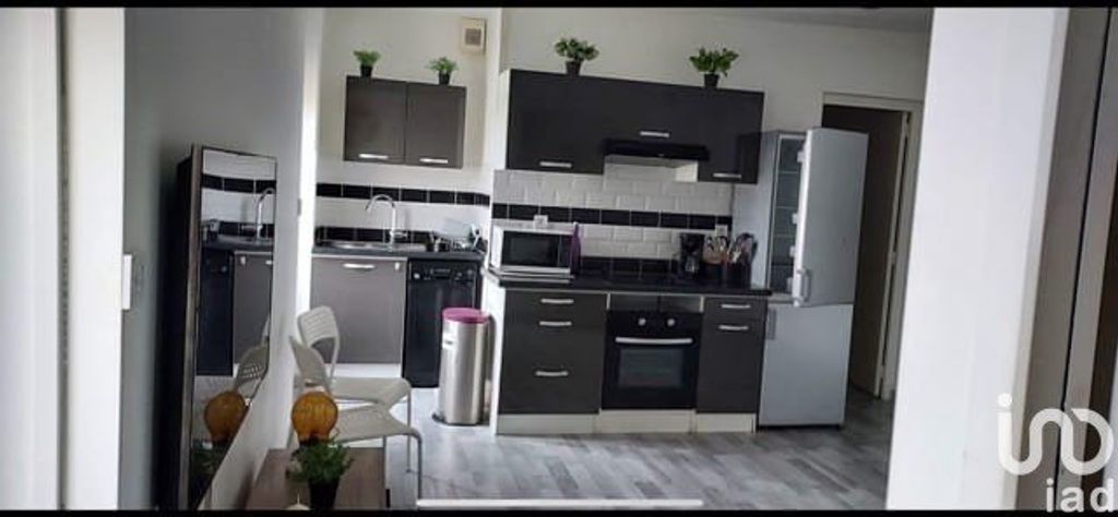 Achat appartement à vendre 2 pièces 37 m² - Saint-Étienne